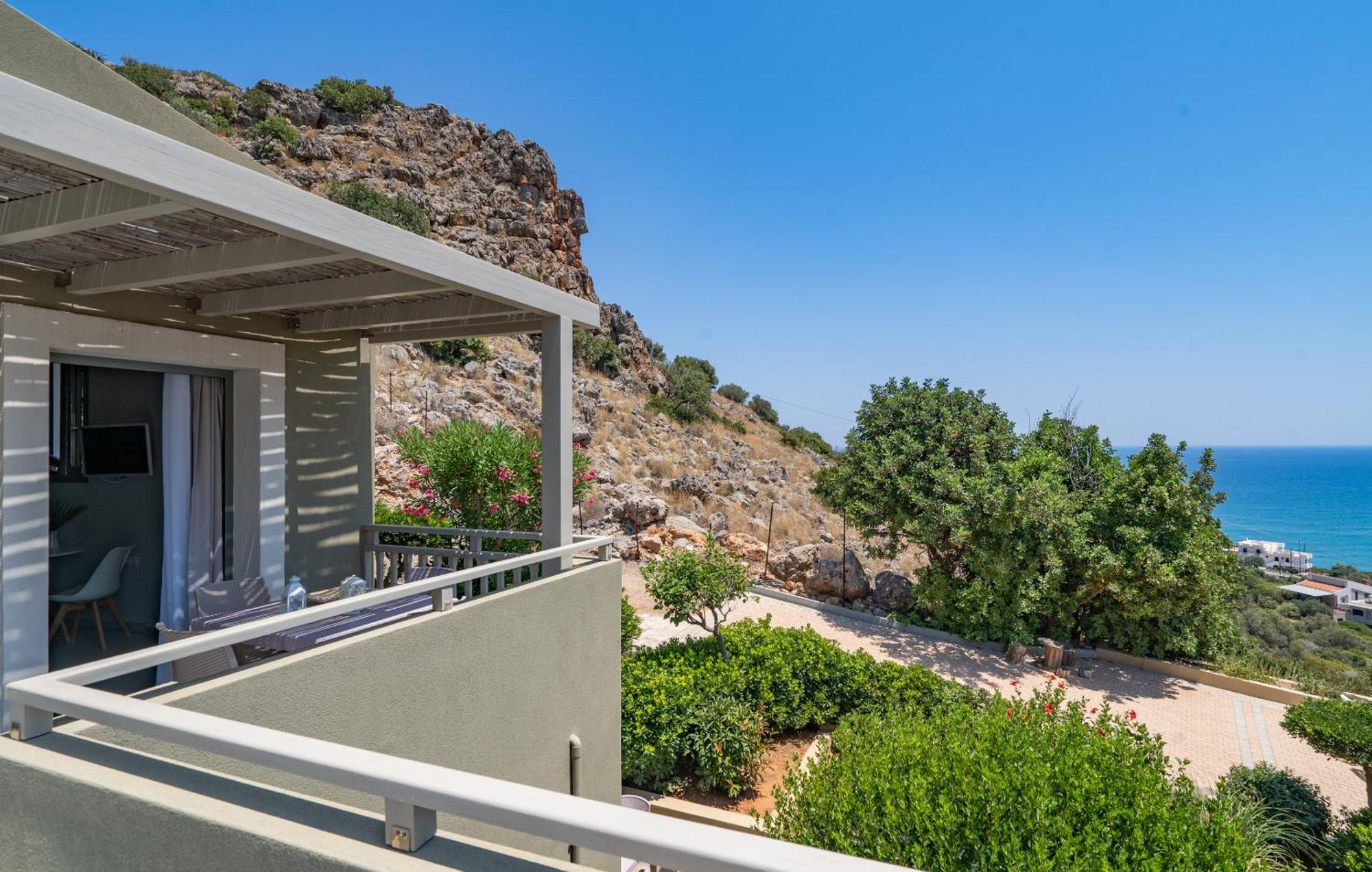 Blue View Apartment